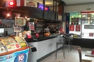Fonds de commerce  05 BAR LOTO SNACK LIC IV EN SORTIE DE VILLE, AU BORD DE RN