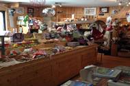 Fonds de commerce  05 BOUTIQUE DECO JOUETS BOIS CARTERIE LIBRAIRIE PRESSE